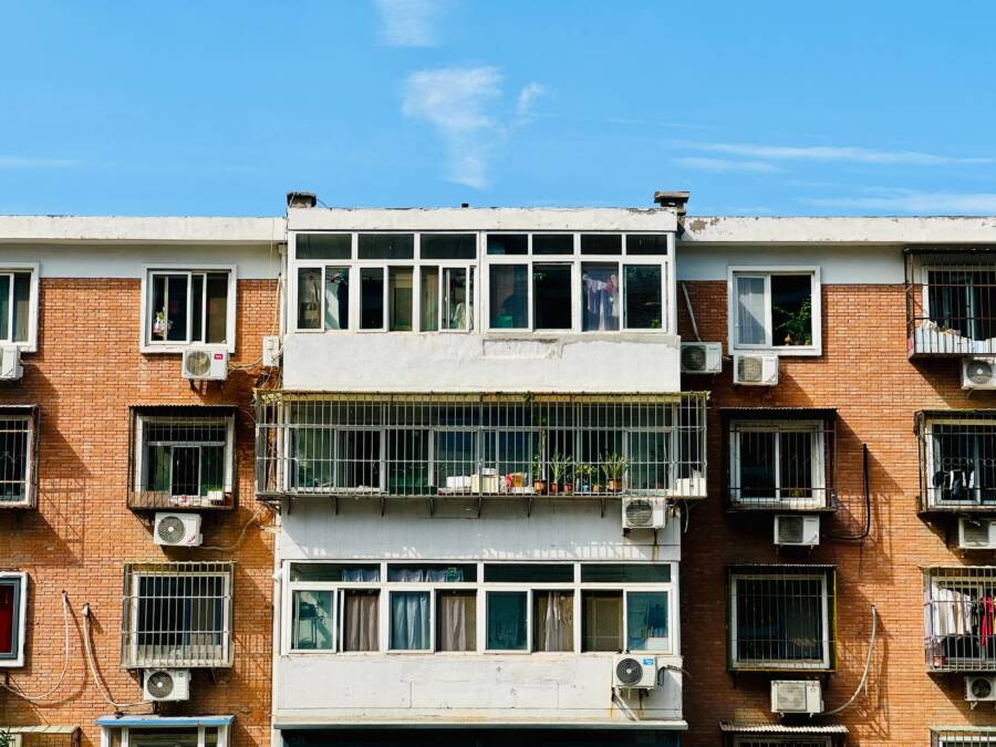 頂樓曬西曬，房間真的比較好熱嗎？立刻明白原因及改善方法